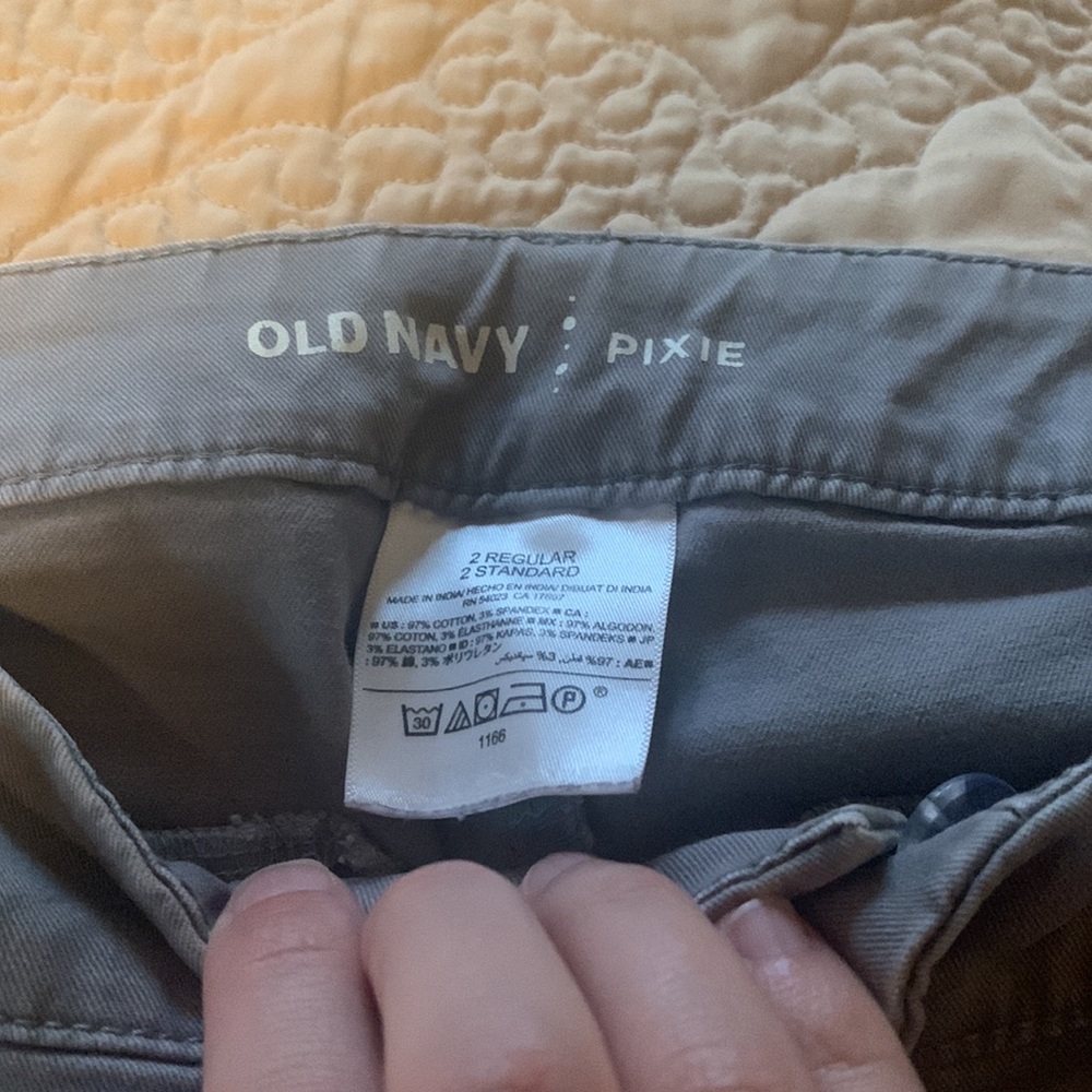 Old Navy Pixie Pants Set - Size 2 Regular - image 7